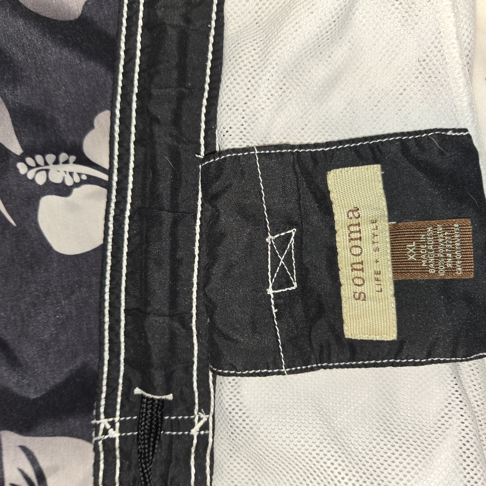 Sonoma Black and White Floral Shorts